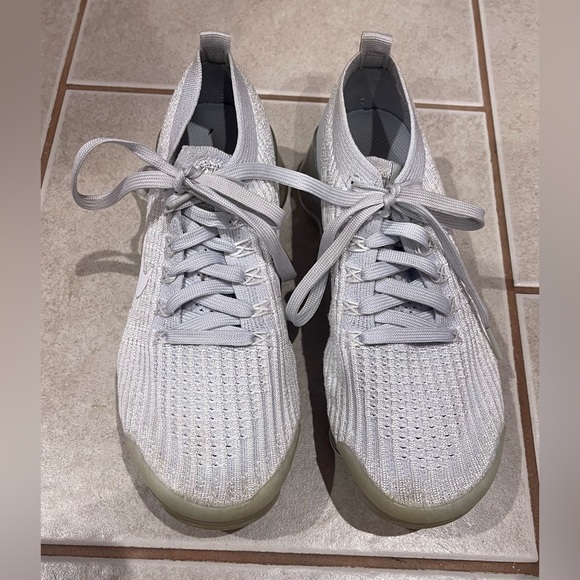 Nike Shoes - Nike vapor maxes
